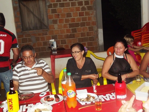 Alegria e descontração marcam a Festa de Confraternização da Prefeitura de Dom Expedito Lopes - Imagem 27