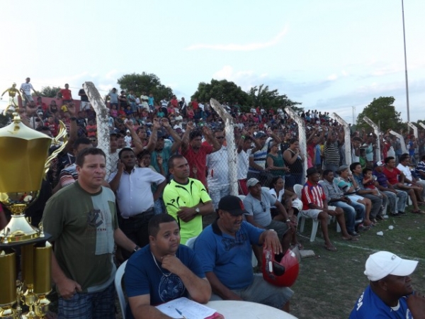Final do Campeonato Rural 2013 em Miguel Alves reuniu 3 mil torcedores  no estadio “ TORRÃO” - Imagem 12