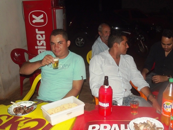 Alegria e descontração marcam a Festa de Confraternização da Prefeitura de Dom Expedito Lopes - Imagem 29