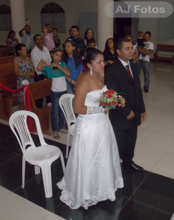 Celebração Matrimonial do casal Ivanilson e Leidiane - Imagem 5