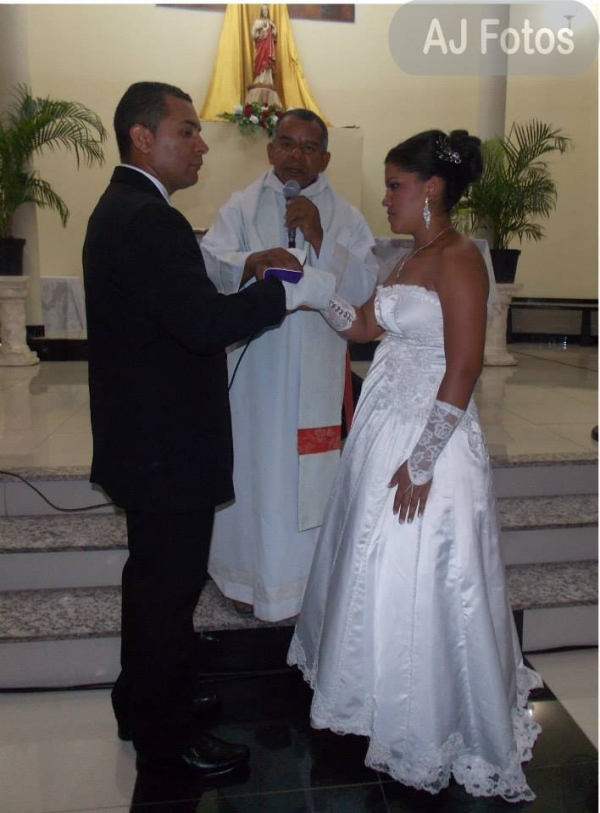 Celebração Matrimonial do casal Ivanilson e Leidiane - Imagem 8