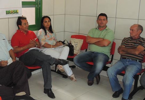 Prefeito de Água Branca reúne equipe e faz balanço de 2013 - Imagem 3