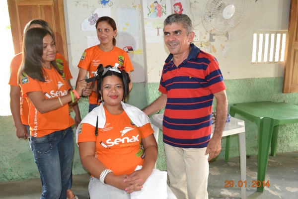 Pronatec em parceria com a Prefeitura oferece cursos de cabeleireiros  em Boa Hora - Imagem 3