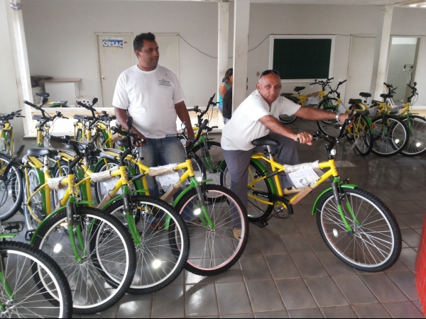 Prefeito de Barro Duro vai entregar  amanha bicicletas ao município da cidade - Imagem 3