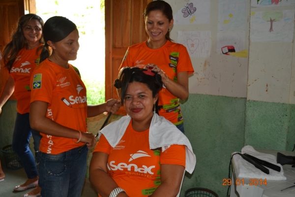 Pronatec em parceria com a Prefeitura oferece cursos de cabeleireiros  em Boa Hora - Imagem 21