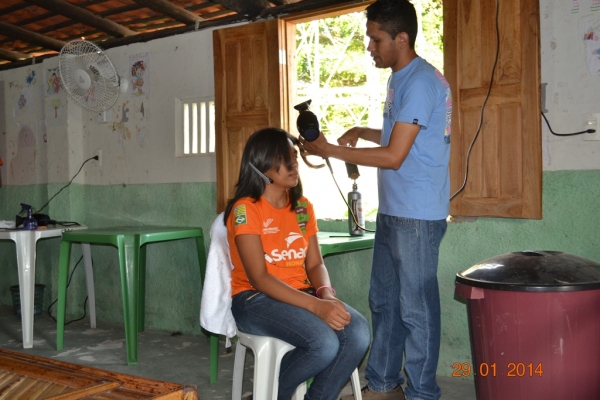 Pronatec em parceria com a Prefeitura oferece cursos de cabeleireiros  em Boa Hora - Imagem 13