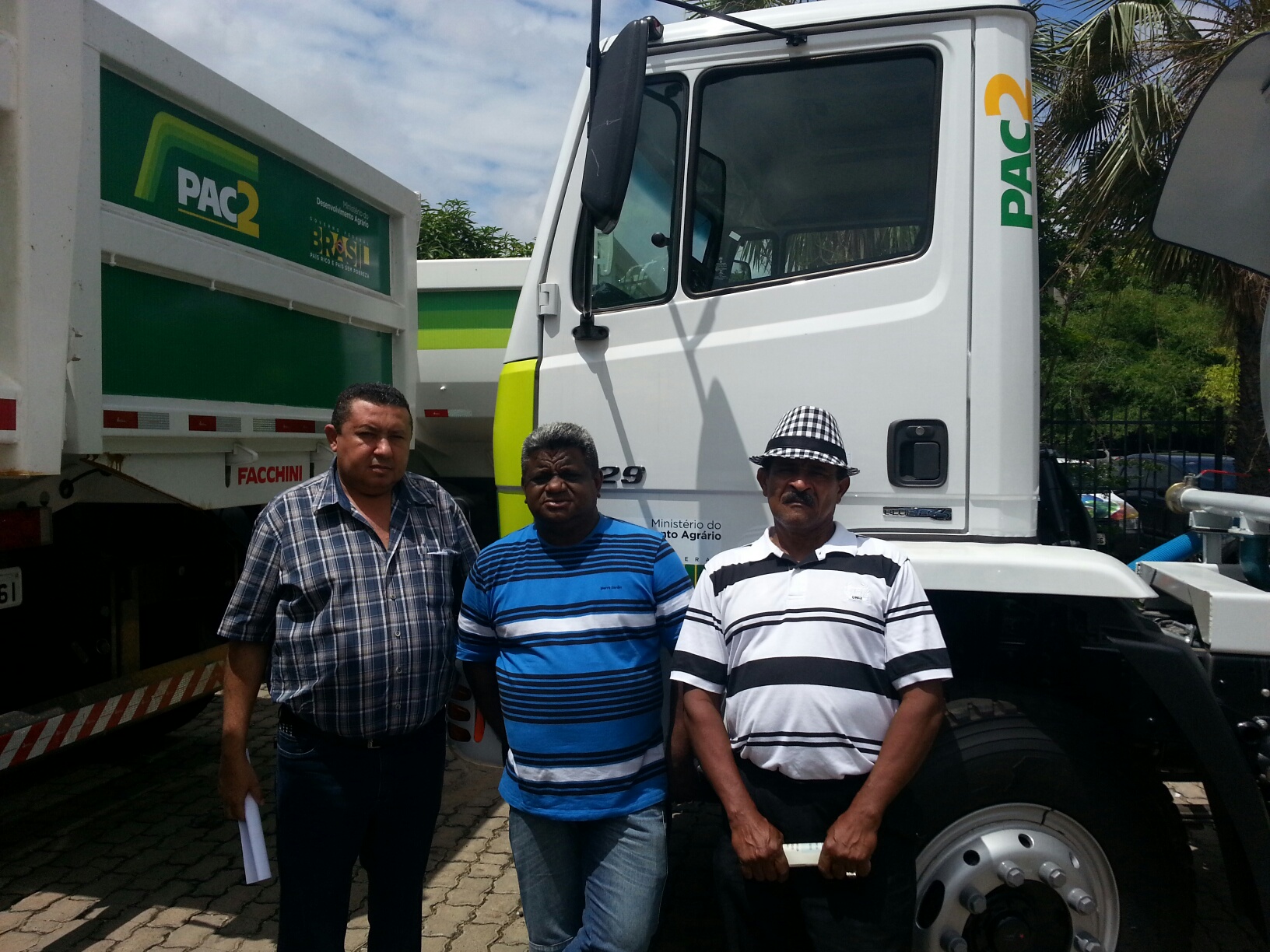 Máquinas do PAC 2 são entregues a 133 municípios piauienses na APPM