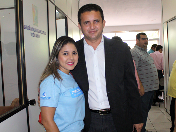 Prefeito Arinaldo Leal cobra apoio do Governo Federal para manutenção de máquinas 