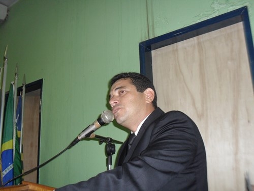 Prefeito dá aula de democracia - Imagem 5