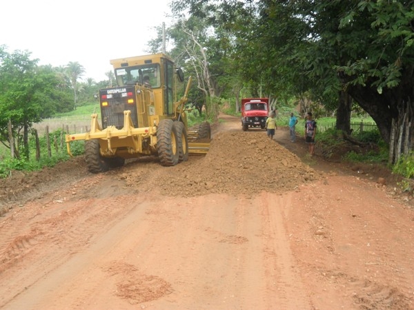 Prefeitura de Lagoinha recupera estradas Vicinais no Município - Imagem 3