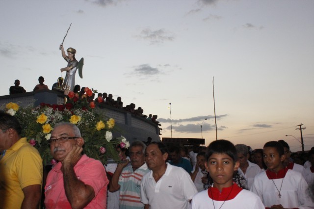 Show e momento de fé nos festejos de São Miguel Arcanjo  - Imagem 57