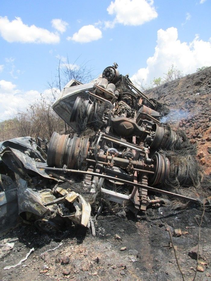 Quatro Lagoinhense Morre em um Acidente de transito na BR 316   - Imagem 19