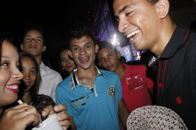 Show e momento de fé nos festejos de São Miguel Arcanjo  - Imagem 45