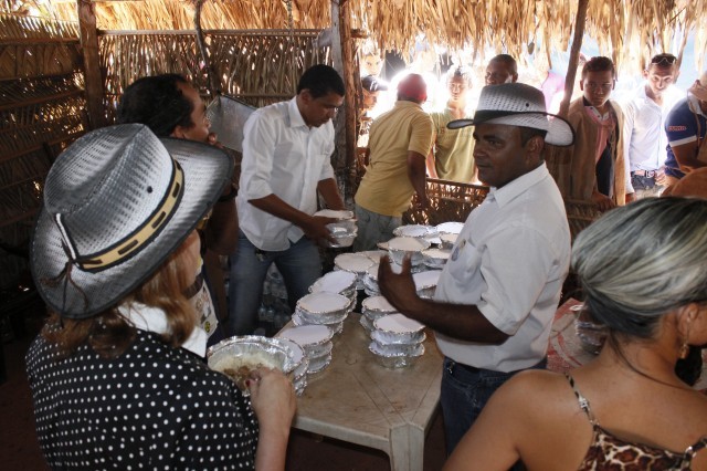 Show e momento de fé nos festejos de São Miguel Arcanjo  - Imagem 13