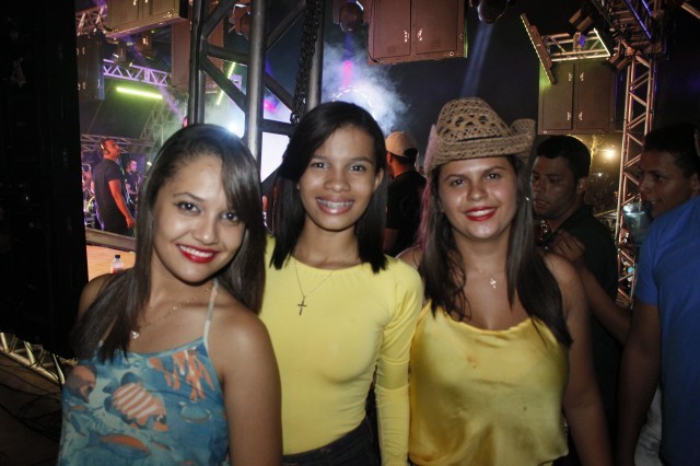 Show e momento de fé nos festejos de São Miguel Arcanjo  - Imagem 46