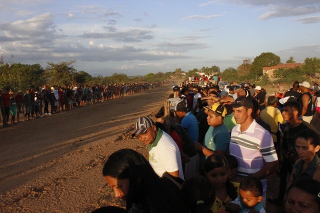 Show e momento de fé nos festejos de São Miguel Arcanjo  - Imagem 20
