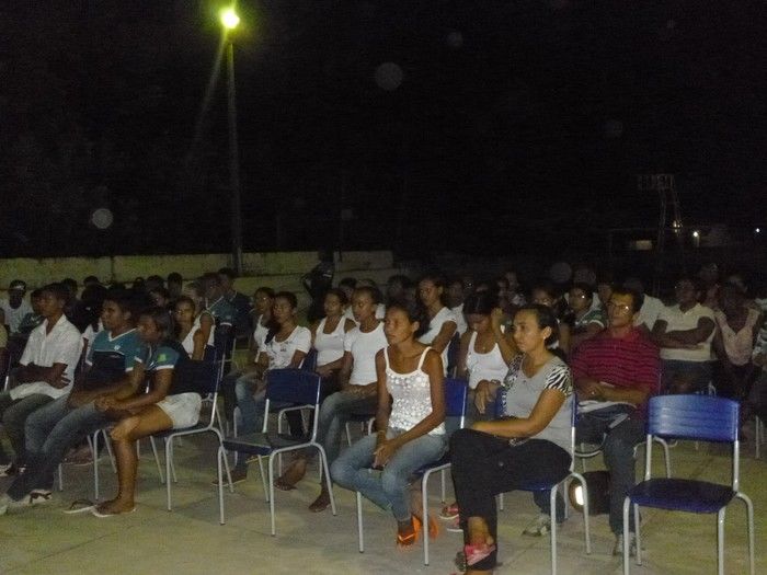 Alunos da Escola Francisco Luis de Morais reúnem-se com autoridades para debater segurança - Imagem 1