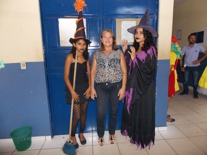 Professora executa Projeto e realiza a I Semana da Leitura - Imagem 138