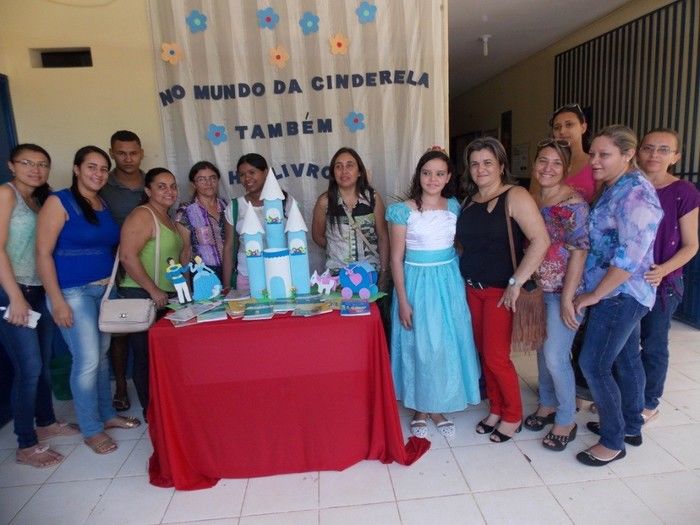 Professora executa Projeto e realiza a I Semana da Leitura - Imagem 55