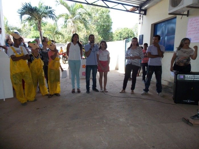 Professora executa Projeto e realiza a I Semana da Leitura - Imagem 104