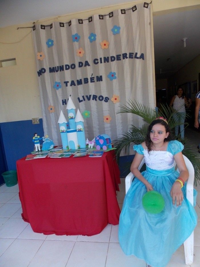 Professora executa Projeto e realiza a I Semana da Leitura - Imagem 14
