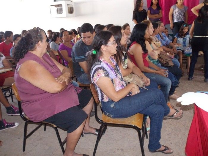 Professora executa Projeto e realiza a I Semana da Leitura - Imagem 80