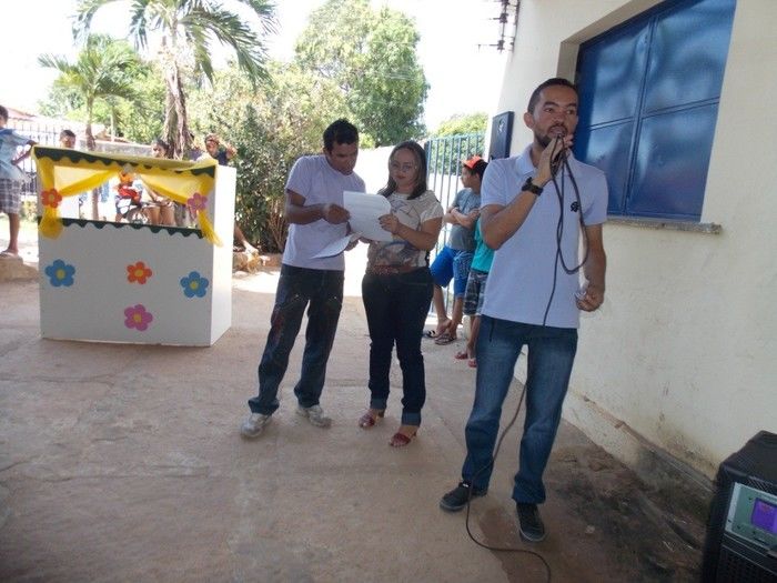 Professora executa Projeto e realiza a I Semana da Leitura - Imagem 99