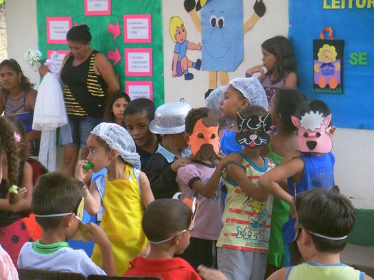 Escolas Municipais realizam o lançamento do Projeto Sacola de Leitura: Quem Conta, Canta, se Encanta e Reconta. - Imagem 12