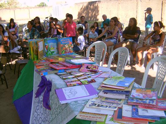 Escolas Municipais realizam o lançamento do Projeto Sacola de Leitura: Quem Conta, Canta, se Encanta e Reconta. - Imagem 4
