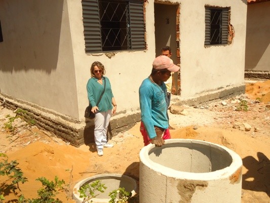 PREFEITA VÂNIA RIBEIRO VISITA CONCLUSÃO DE CASAS POPULAR - Imagem 9