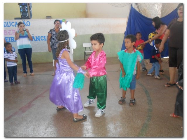 Secretaria Municipal de Educação realizou de 06 a 12 de outubro a semana do Bebê - Imagem 30