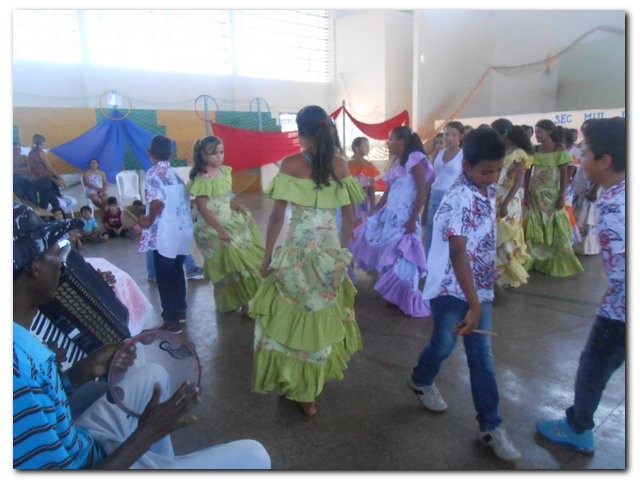 Secretaria Municipal de Educação realizou de 06 a 12 de outubro a semana do Bebê - Imagem 6