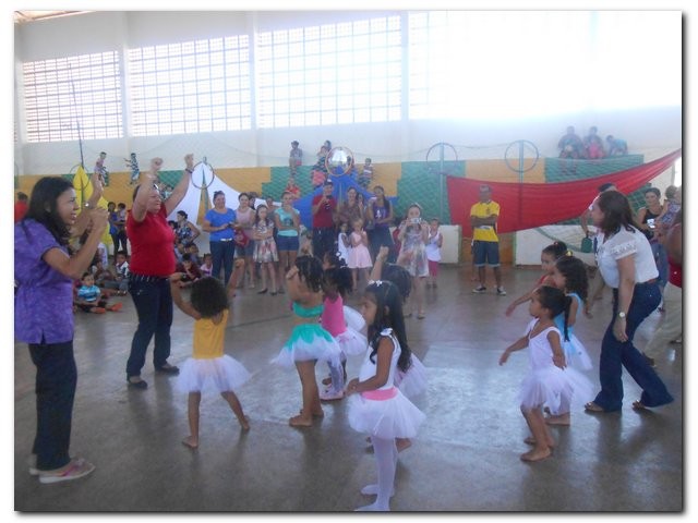 Secretaria Municipal de Educação realizou de 06 a 12 de outubro a semana do Bebê - Imagem 36
