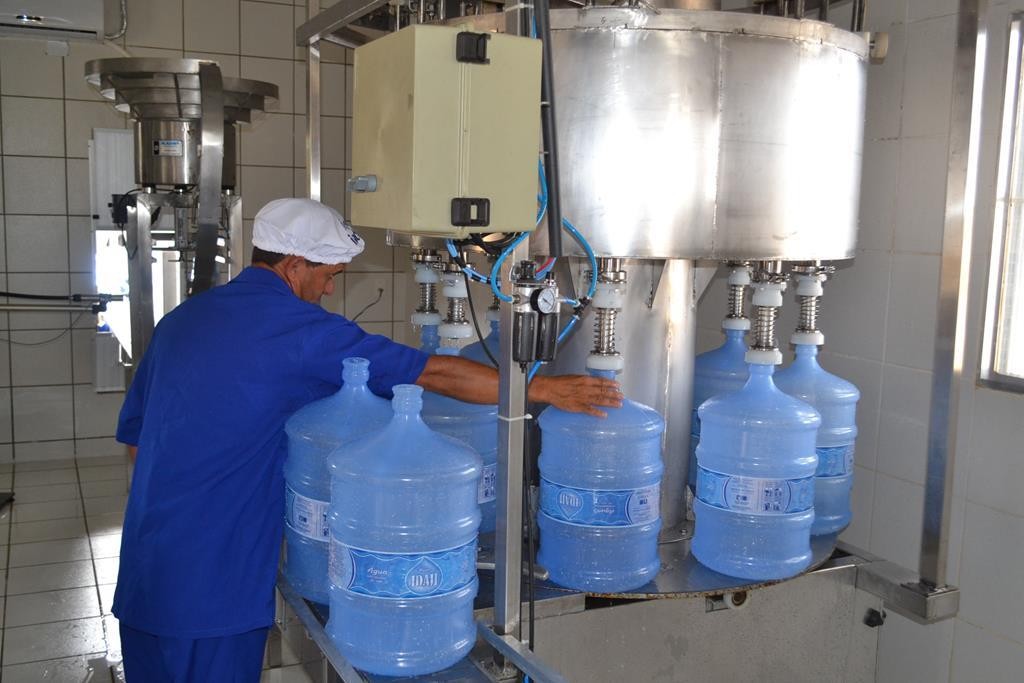 Produção da Água Mineral IDAJJ já começou em Pimenteiras 