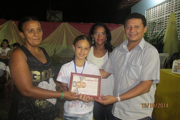 Condecoração dos Dez Melhores Alunos da Olimpíada de Matemática Municipal  - Imagem 12