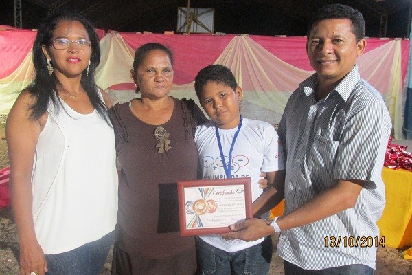 Condecoração dos Dez Melhores Alunos da Olimpíada de Matemática Municipal  - Imagem 21