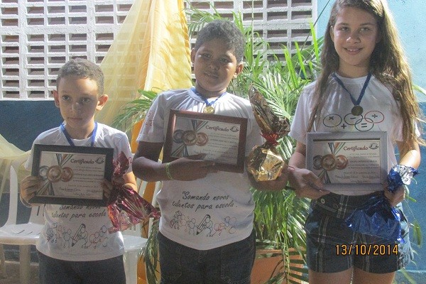 Condecoração dos Dez Melhores Alunos da Olimpíada de Matemática Municipal  - Imagem 37