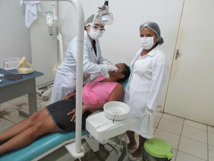 Secretaria de Saúde Faz Entrega de 30 próteses Dentarias por mês em Agricolândia   - Imagem 10
