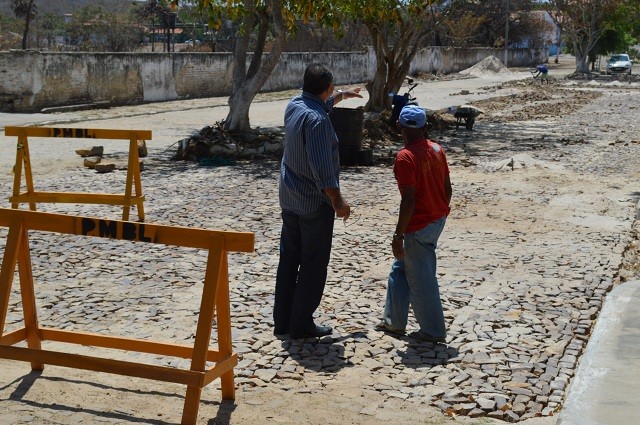 Prefeito Bernildo Val transforma Buriti dos Lopes num canteiro de obras - Imagem 10
