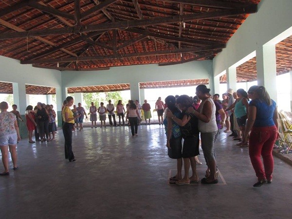 Prefeitura Municipal de São Félix realiza festa do idoso através do CRAS e em parceria com a PELC - Imagem 15