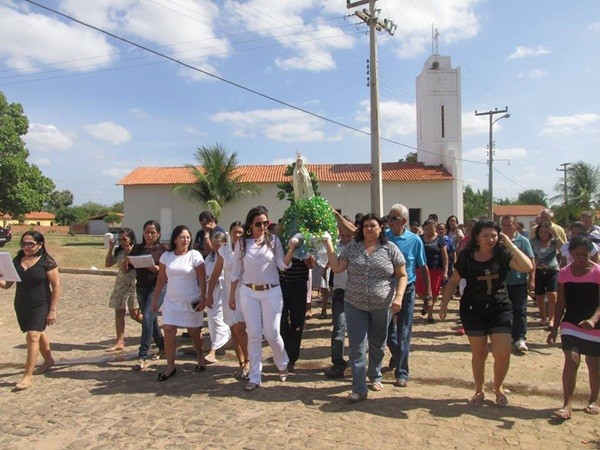 Missa e procissão marca o encerramento dos festejos de Nossa Senhora de Fátima no Buriti do Castelo - Imagem 2
