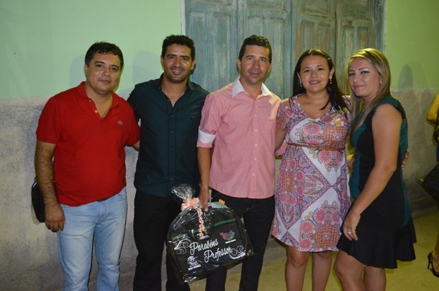 Dia do Professor é comemorado em Vera Mendes - Imagem 86