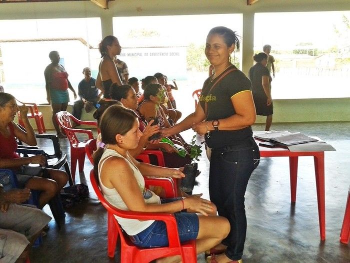 Secretaria de Assistência realiza palestra com as famílias do programa “ Minha Casa Minha Vida 2 ” - Imagem 11