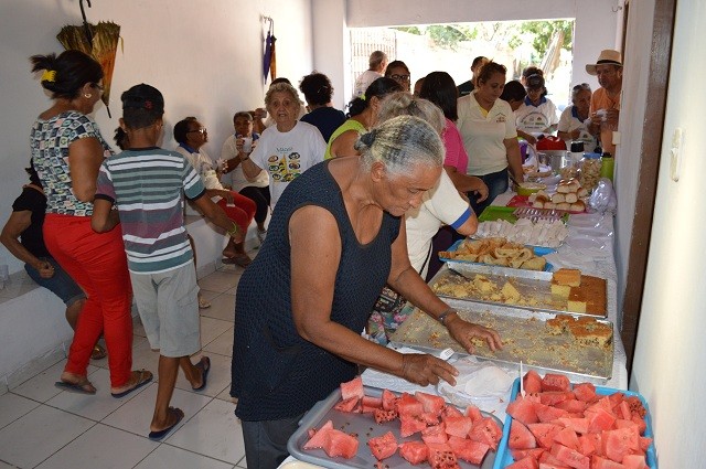 Prefeito Bernildo Val participa de café da manhã com idosos em Buriti dos Lopes - Imagem 2