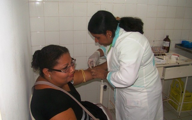 Hospital expande serviços de exames laboratoriais à população freitense - Imagem 3