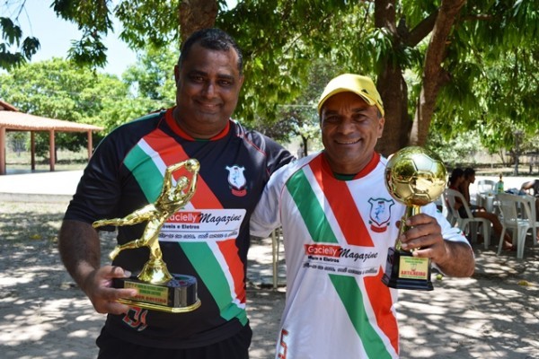 Confira os lances da final acirrada na 2ª Copa de Futebol Society Oswaldo Lustosa - Imagem 2