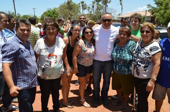 Prefeito Bernildo Val inaugura estrada com grande festa na zona rural de Buriti dos Lopes - Imagem 15