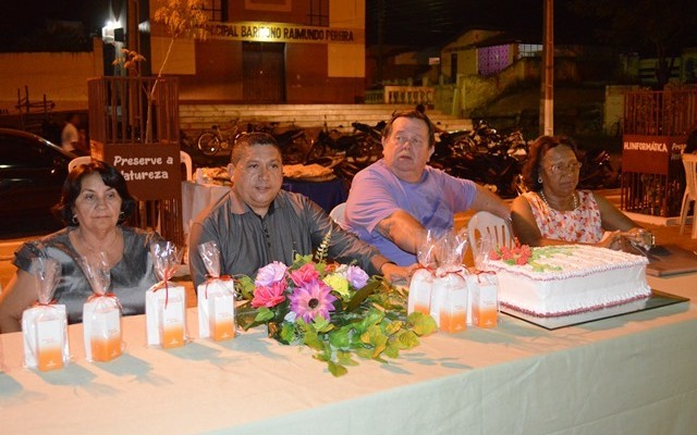 Semec realiza festa em homenagem aos professores em José de Freitas - Imagem 6