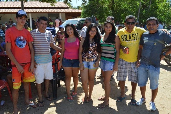 Prefeito Bernildo Val inaugura estrada com grande festa na zona rural de Buriti dos Lopes - Imagem 25