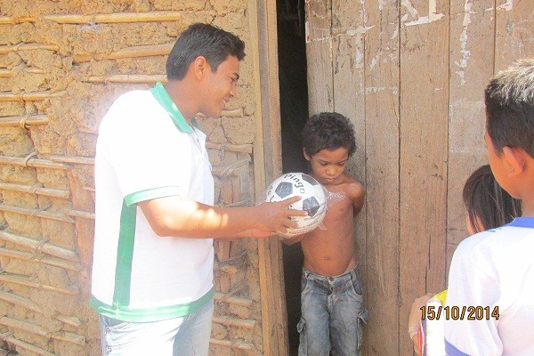 Ato de Solidariedade para com as familias carentes - Imagem 9